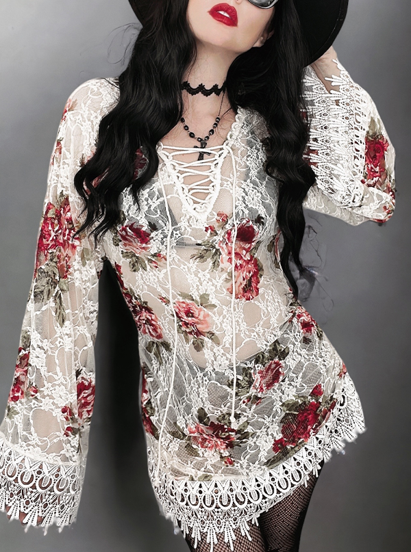 Women&#39;s Brunch with a Vampire Vintage Rose Lace Dress