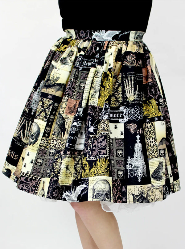 Women&#39;s Edgar Allan Poe Pleated Circle Skirt