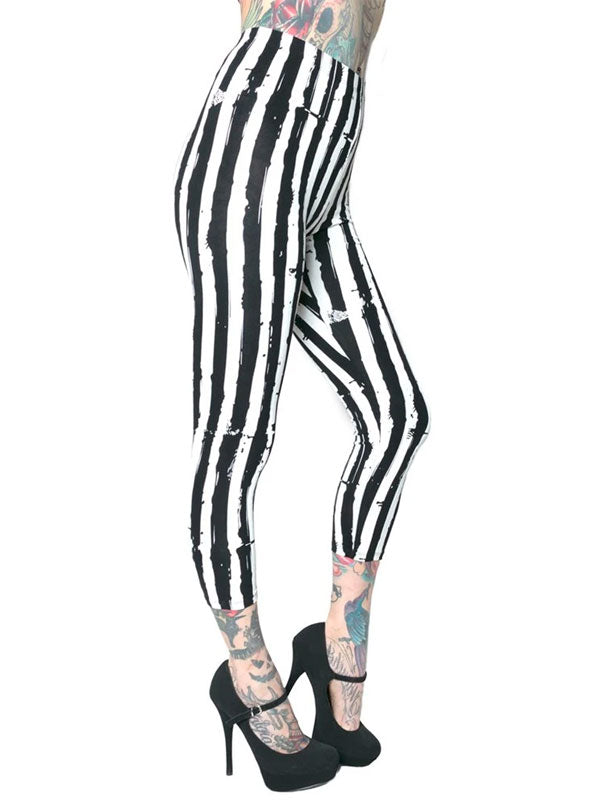 Women&#39;s Striped Distressed Capri Leggings