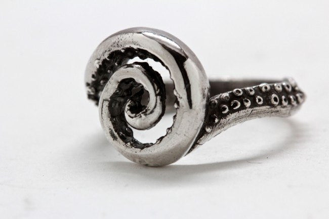 Octopus Tentacle Twirl Ring by Blue Bayer Design - InkedShop - 3